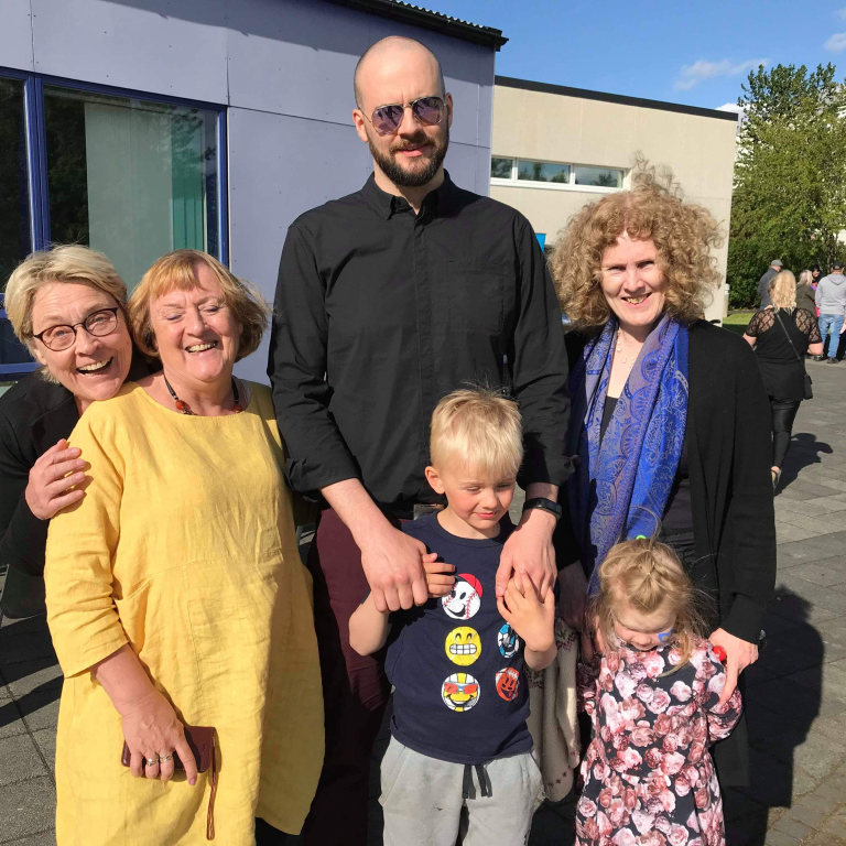 2810e158-33ca-4dc4-ad14-f4c31e1543a4