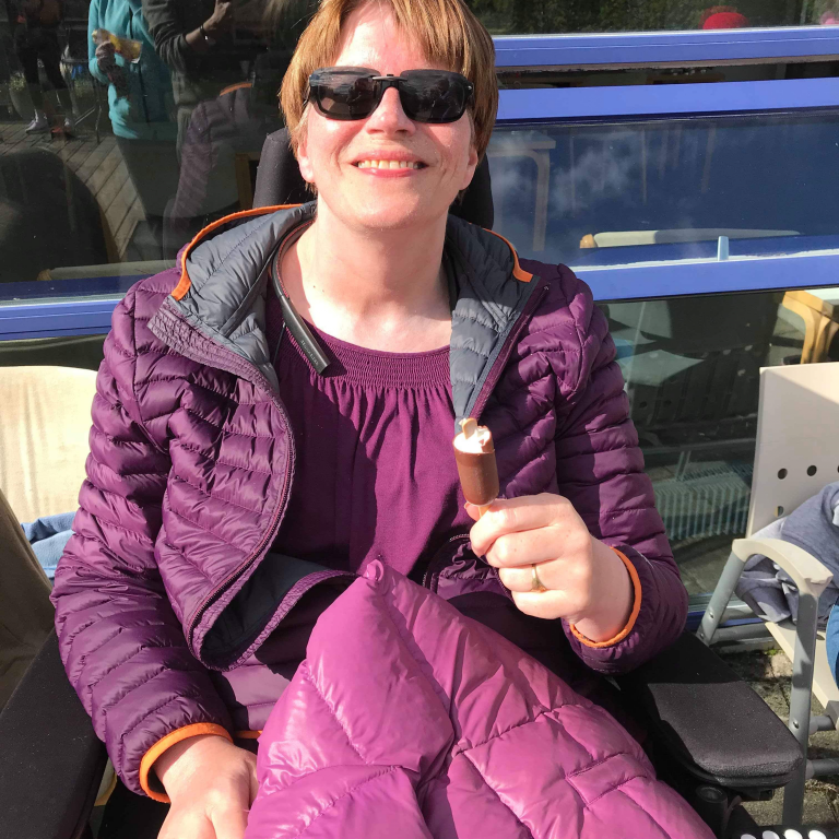 4bc2301f-dab8-4bc3-aa81-2cb9637d0786