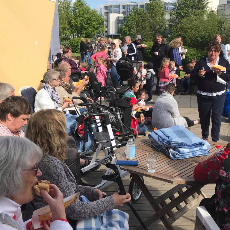 509f0360-b1c8-483e-b4ca-39af50e10fcc