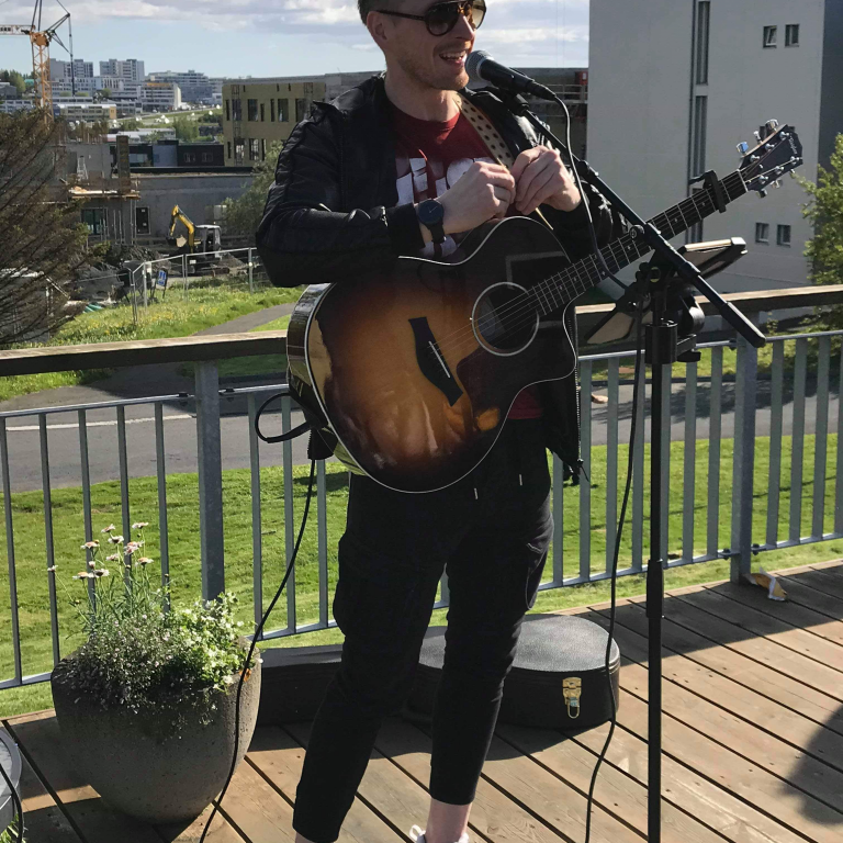 7b2b9039-89a8-43fe-888e-011a843fa869