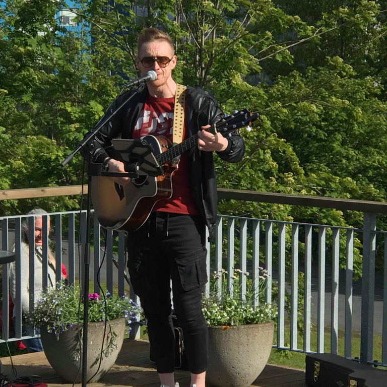 afbecb25-f6d8-4d3f-b015-f637762257c5