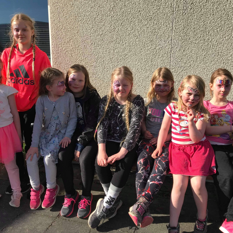 b504ccc6-f9b4-4e19-b5d3-c200309411df