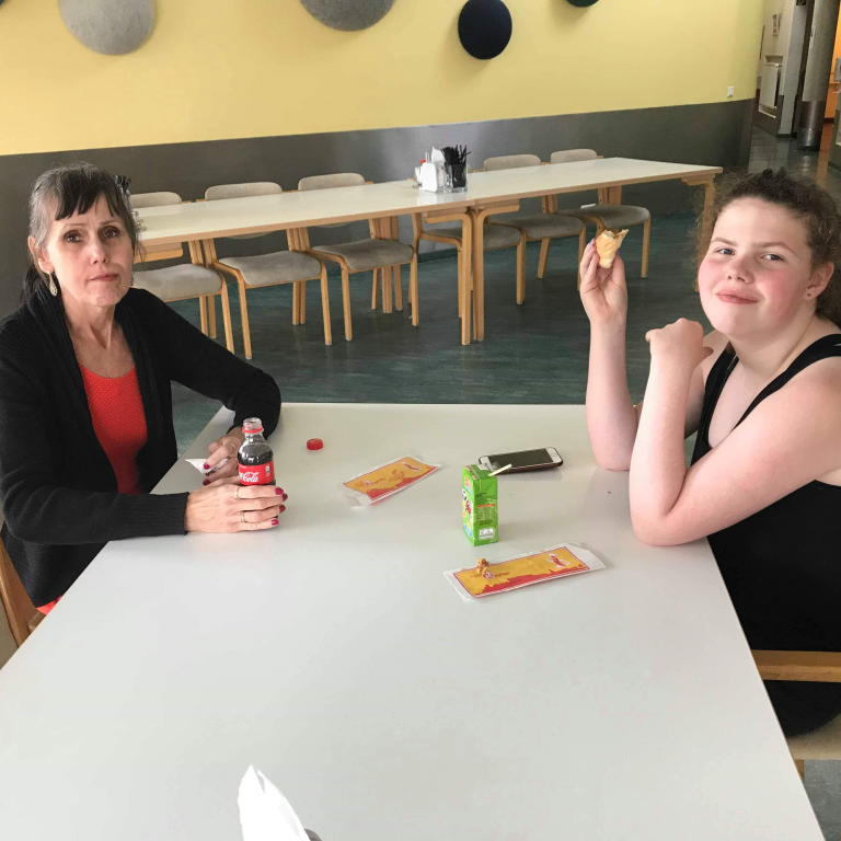 de3096f8-e3a4-4bac-8a13-edcfd72d61db