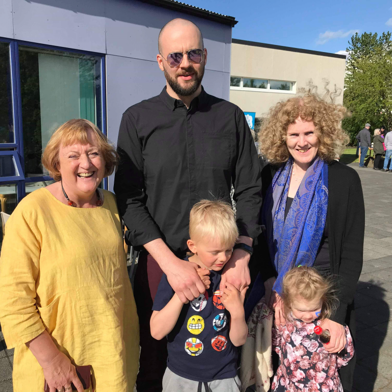 dfb615bf-9ff9-40c6-a551-ecd26d0417a3