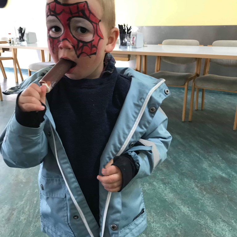 e8b965a0-e82a-493a-a3af-93c743a430d8