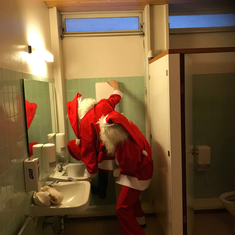 1b74e27a-a848-49d7-8679-f5ac85f79af8