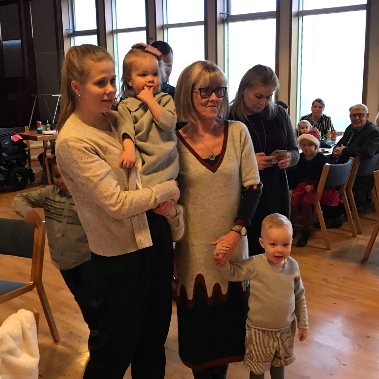 64d53ae4-95fd-43c1-be02-2514caa3b95d