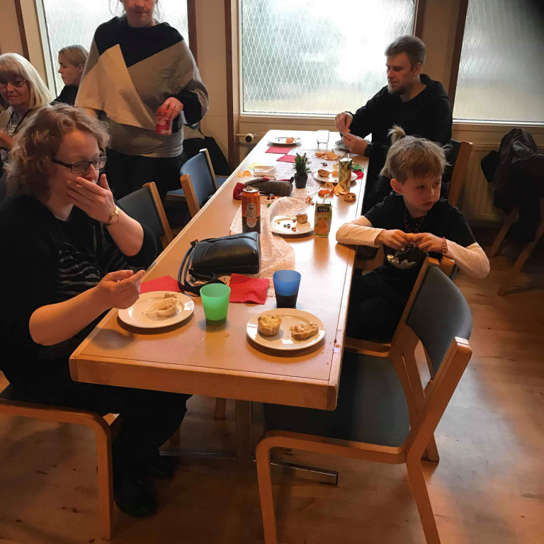 fbef8a8e-74fc-4762-a121-15a4eefa0f30