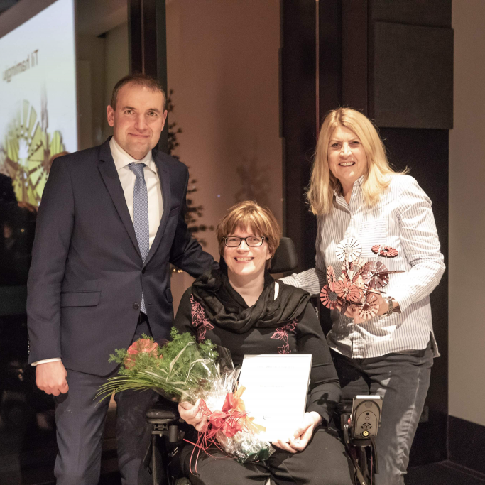 hvatningaverdlaun_obi