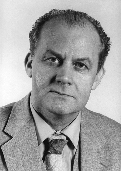 HELGI SELJAN LÁTINN